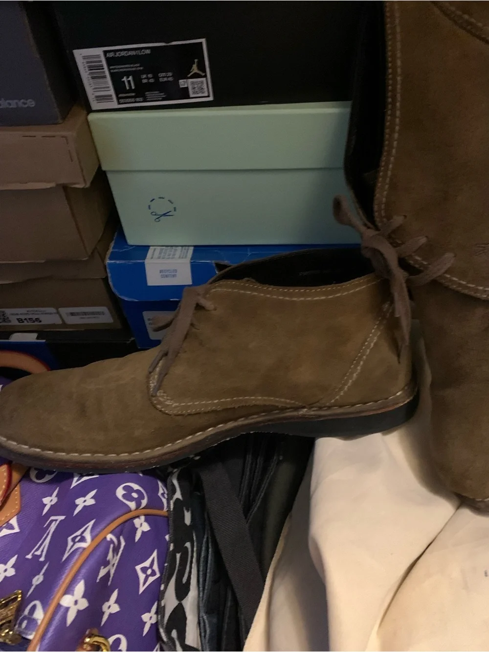John Varvatos Brown Suede Chukka Boots 11 Sturdy, like new.